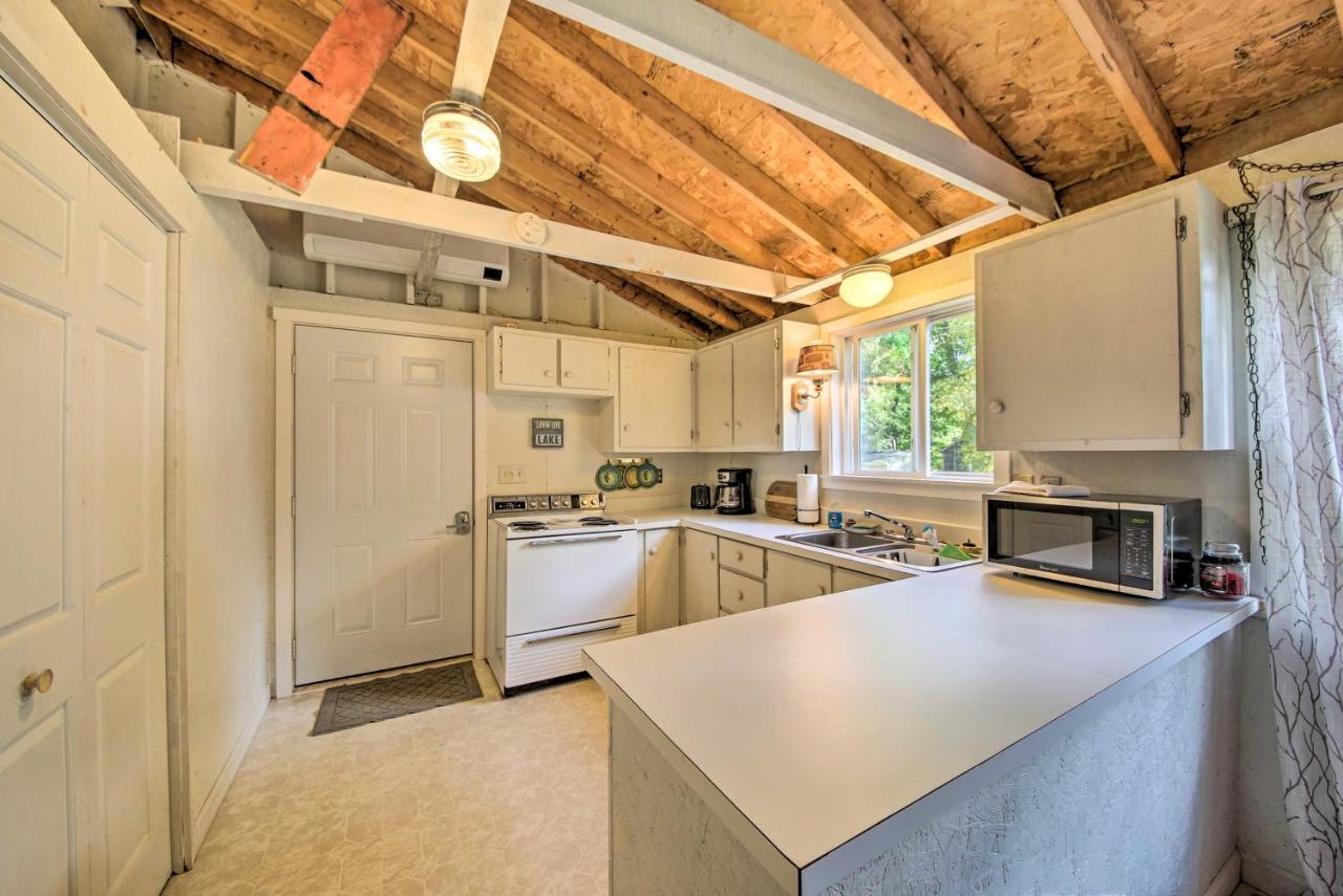 Rustic Retreat Across From Lake Family Friendly! Union Екстериор снимка